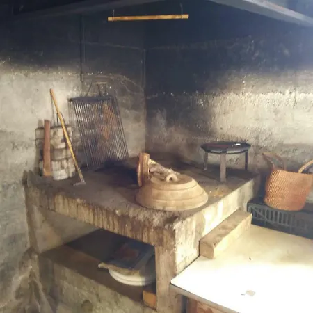House Vrsak Mali Iž